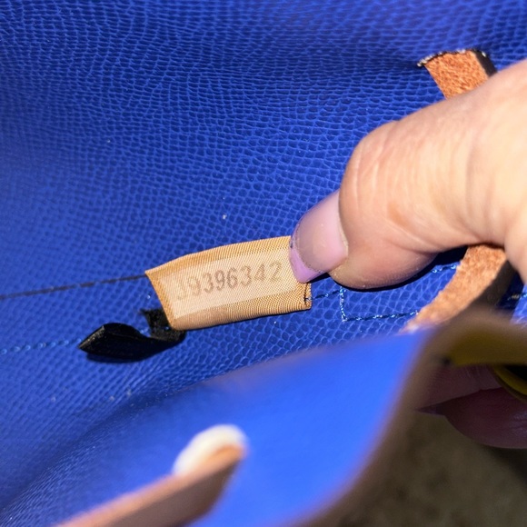 NWOT 💛 Dooney & Bourke Bucket Bag with DB Dustbag - Picture 10 of 10